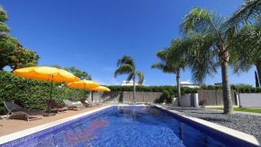 Perogil Suites Poppy - Elegant Suite With Pool